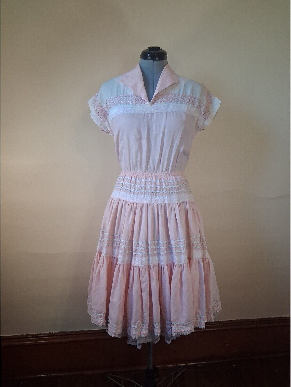 Vintage Patio Dress Western Ric Rac Square Dance Size M Pink 1950s Fiesta Dress